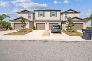 633 Royal Empress Dr, RUSKIN