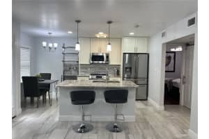 1742 8th St, SARASOTA 1742 8th St, SARASOTA