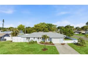 1415 42nd St W, BRADENTON