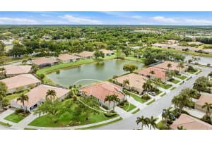 8120 Victoria Falls Cir, SARASOTA