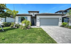 17233 Moonflower Dr, VENICE