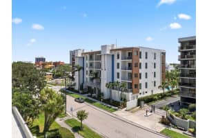 711 S Palm Ave #302, SARASOTA