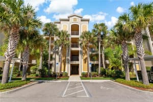 7121 River Hammock Dr #102, BRADENTON