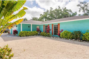 1133 Montezuma Dr, BRADENTON