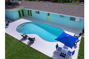 3049 Wood St, SARASOTA