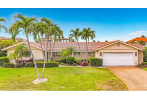 581 Yardarm Ln, LONGBOAT KEY