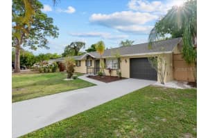 2226 Fairfield Ave, SARASOTA