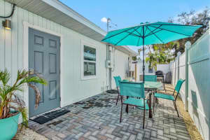 2084 Grove St #b, SARASOTA 2084 Grove St #b, SARASOTA