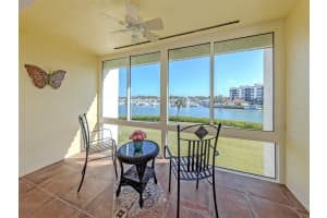 250 Santa Maria St #317, VENICE