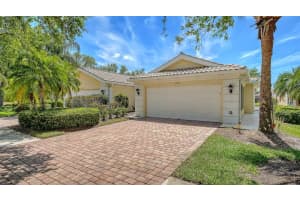 5867 Helicon Pl, SARASOTA
