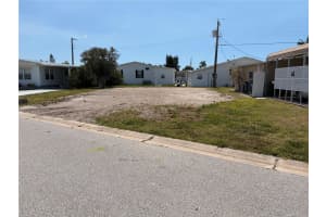 4913 Oakland Hills Ave, SARASOTA