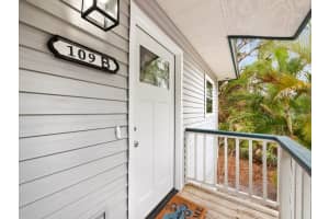 109 Shore Rd, NOKOMIS