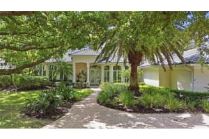 402 Macewen Dr, OSPREY