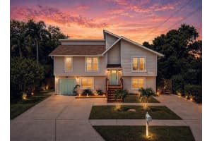 8096 Glenbrooke Ln, SARASOTA