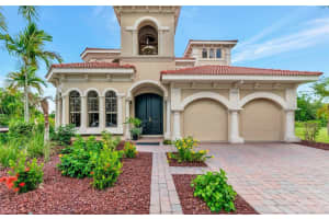 1690 Assisi Dr #12, SARASOTA