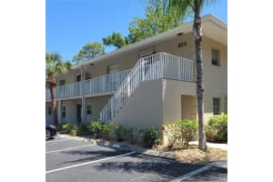 924 La Costa Cir #4, SARASOTA