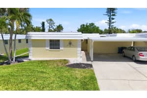 5887 Tidewood Ave #2, SARASOTA
