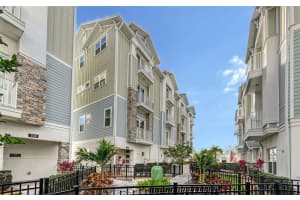 512 Laurel Park Dr, SARASOTA