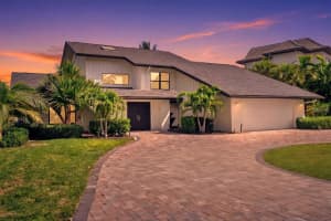 847 Freeling Dr, SARASOTA