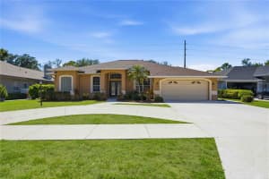 562 Oak Bay Dr, OSPREY