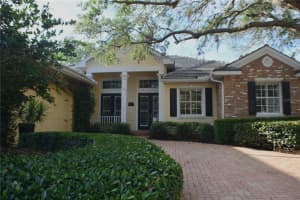 4910 Old Creek Dr, SARASOTA