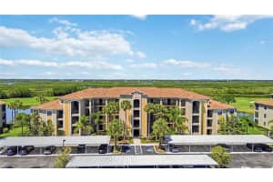 7019 River Hammock Dr #202, BRADENTON