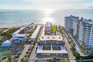 2100 Benjamin Franklin Dr #205, SARASOTA
