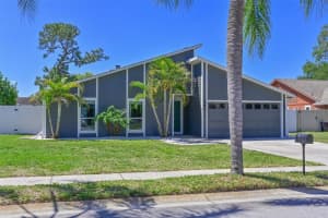 910 Plum Tree Ln, SARASOTA