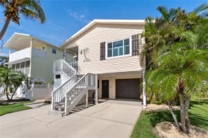 2905 Avenue C, HOLMES BEACH