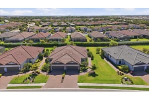 4733 Tortona Ct, BRADENTON