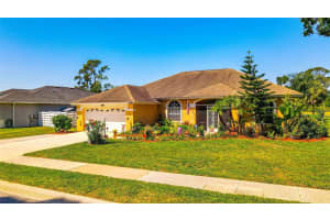 8807 71st Ave E, PALMETTO
