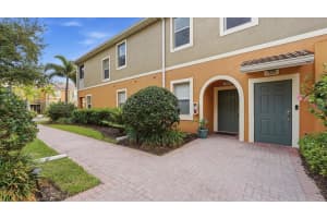 7839 Limestone Ln #12-204, SARASOTA