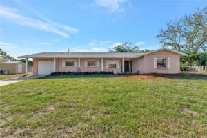 2916 Woodcrest Dr, SARASOTA