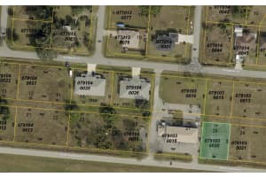 S Tamiami Trl, NORTH PORT