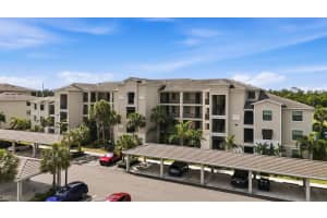 18008 Gawthrop Dr #401, BRADENTON