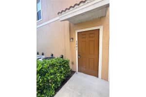 3491 Parkridge Cir #16-201, SARASOTA