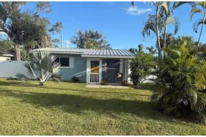 525 Showalter Ave, PUNTA GORDA