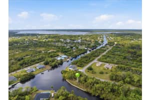 554 Mcdill Dr, PORT CHARLOTTE