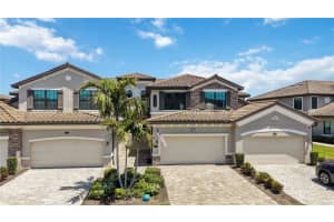 17723 Gawthrop Dr #103, BRADENTON