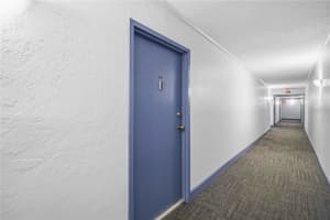 2901 26th St W #408, BRADENTON