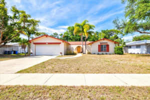6533 Bowline Dr, SARASOTA