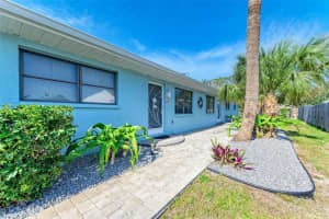 401 Shore Rd, NOKOMIS