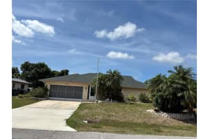 10123 Bay Ave, ENGLEWOOD