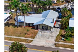 2555 Constitution Blvd, SARASOTA 2555 Constitution Blvd, SARASOTA