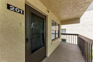515 30th Ave W #h201, BRADENTON