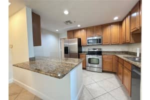 808 3rd Ave W #301, BRADENTON