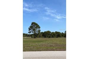 4 Bunk Ct, PLACIDA