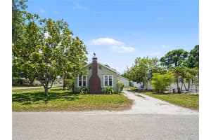 2222 Florinda St, SARASOTA 2222 Florinda St, SARASOTA