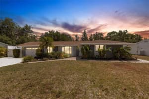 4645 Hunter Ridge Dr, SARASOTA