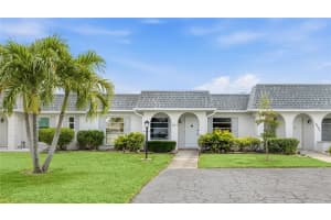 3403 41st St W #19, BRADENTON